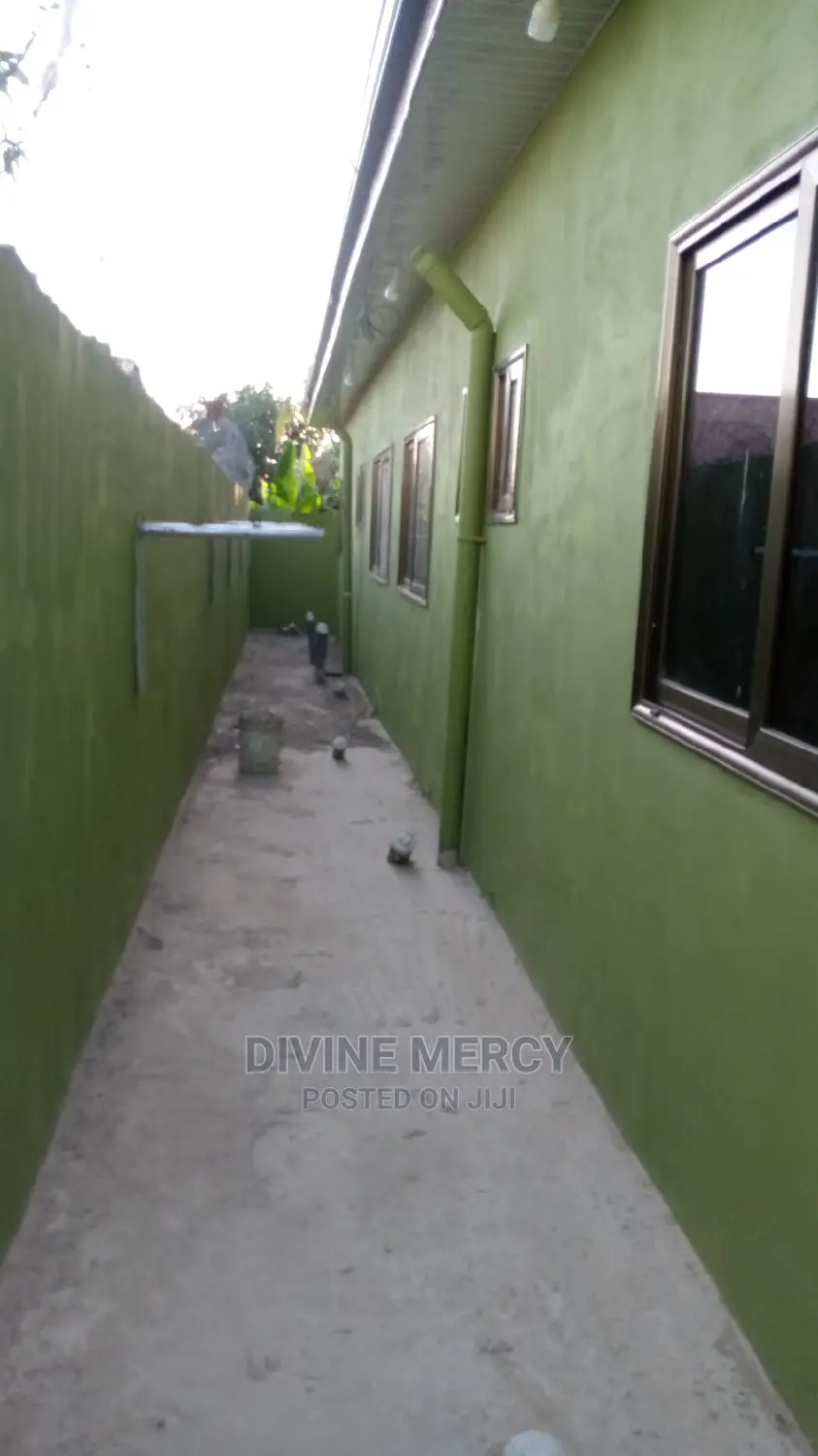 Furnished 1bdrm Apartment in Divine Mercy Agency, Kasoa for Rent in
