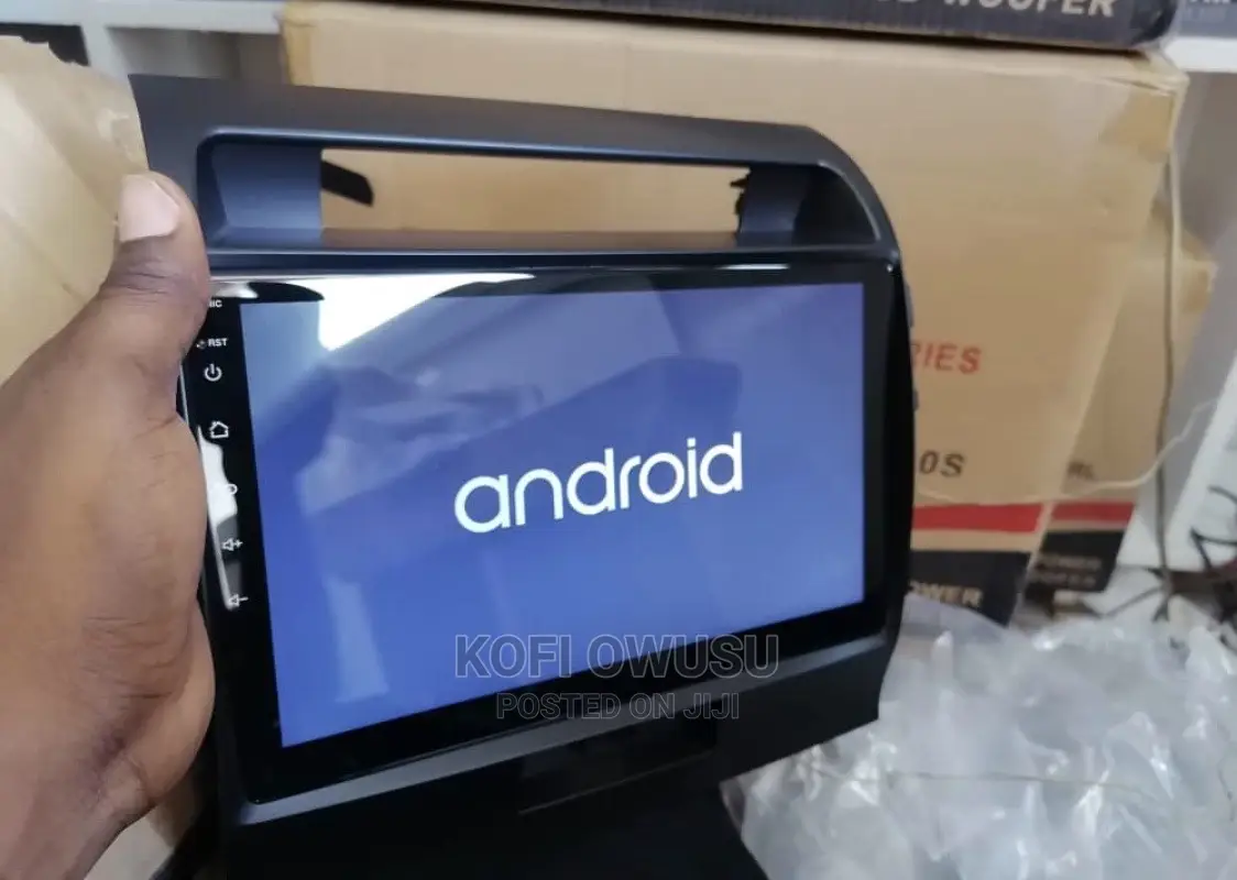 Toyota Land Cruiser Andriod DVD Player in Abossey Okai Vehicle Parts
