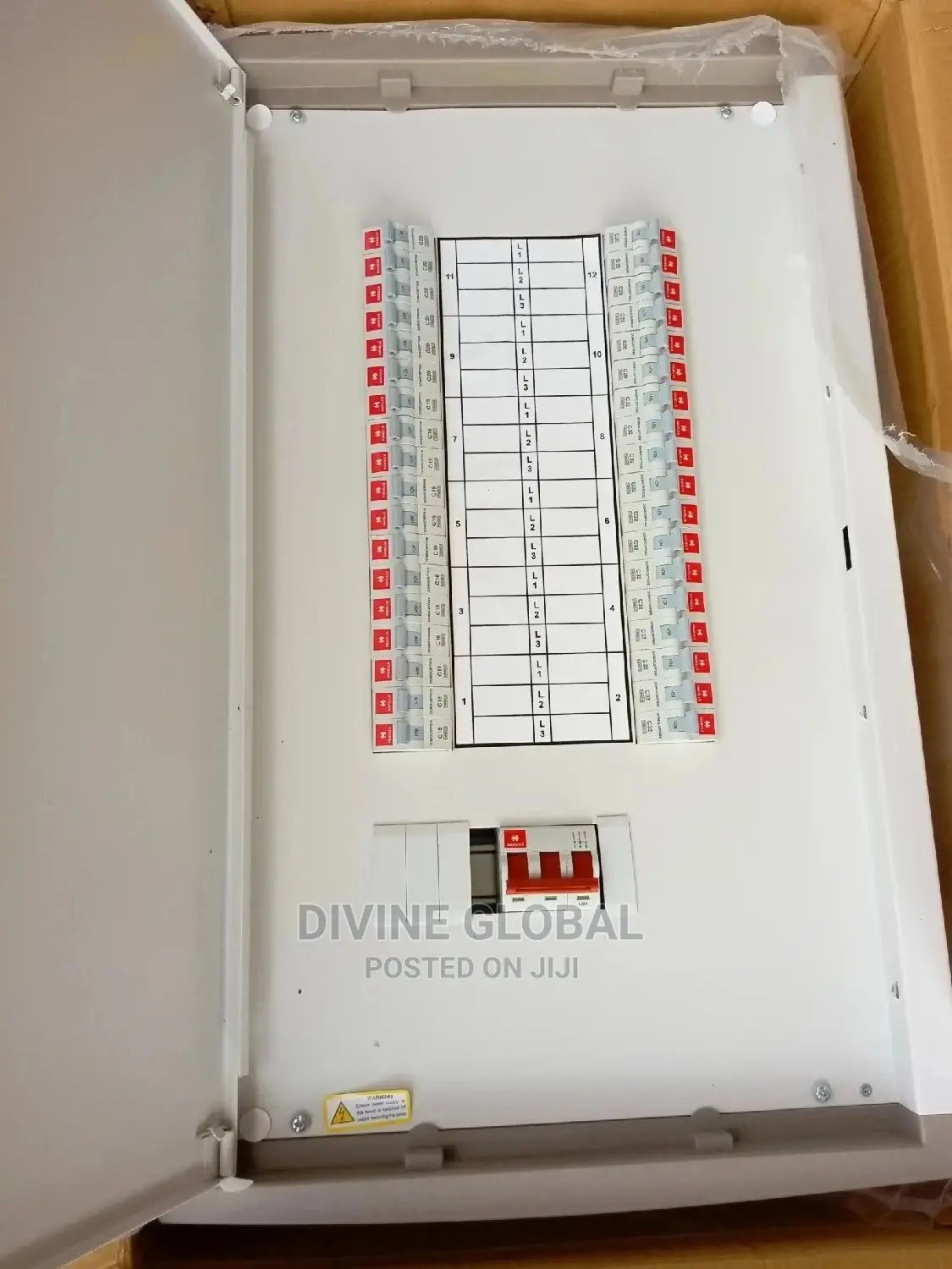 12 Way 3 Phase Main Switch Distribution Board (HAVELLS) in Accra