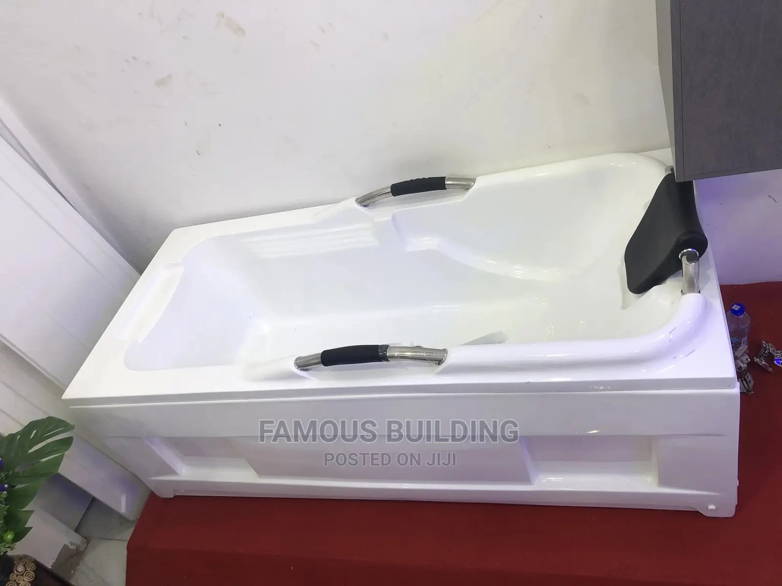 Bathtubs Jacuzzi in Accra Metropolitan Plumbing & Water Supply, Famous Building Solutions