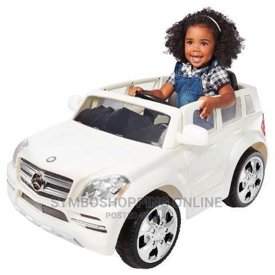 Rollplay 6V MercedesBenz GL450 SUV Powered RideOn White in Airport