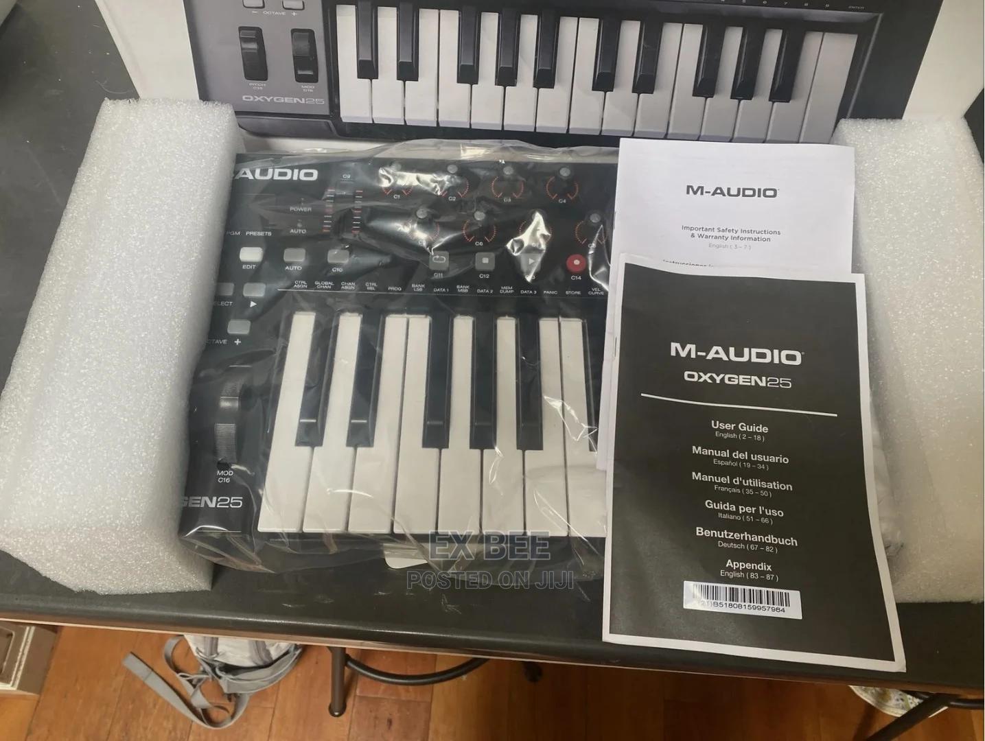 M Audio Oxygen 25 IV USB Keyboard And Pad MIDI Controller in East
