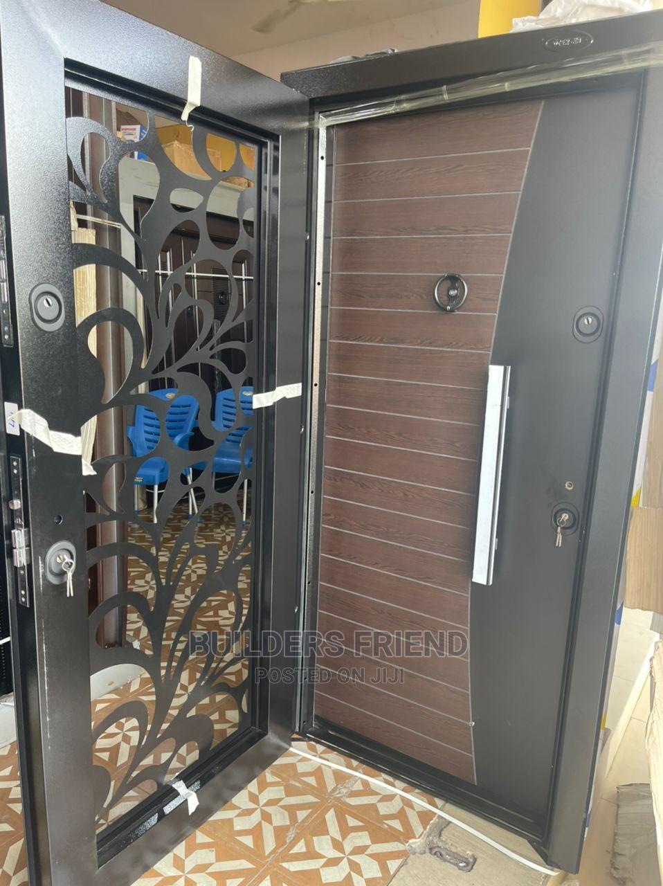 Heavyduty Door in Door Security Door With All Accessories in Okponglo