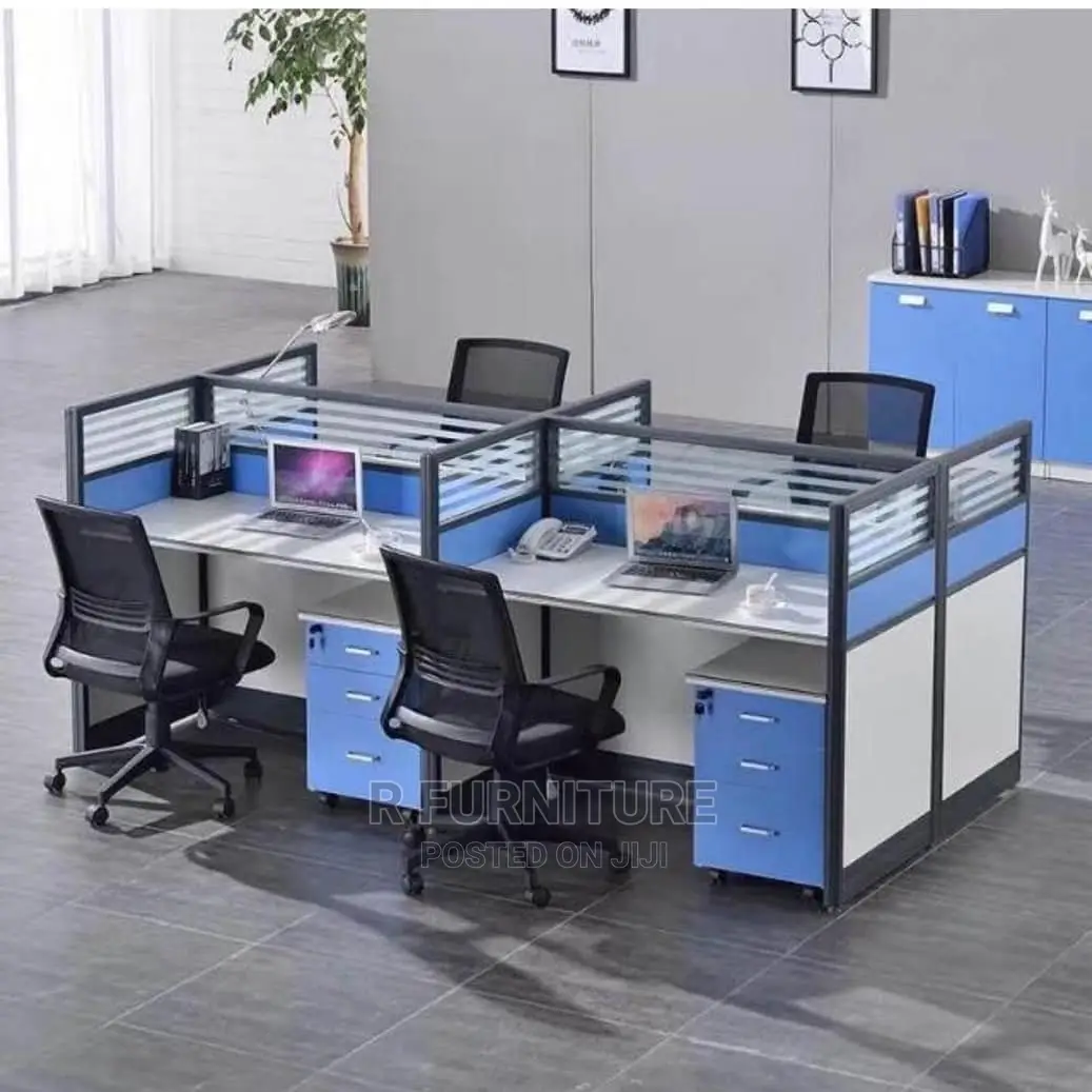 4 Seater Workstation Desk in Kaneshie Furniture, R Furniture Jiji