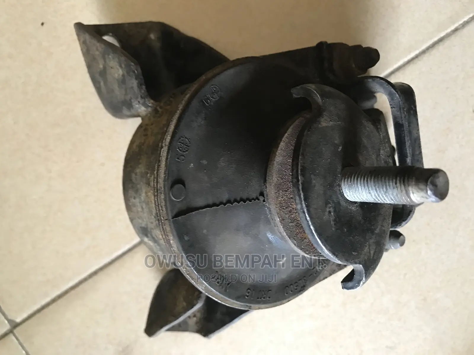 Sportage Engine Seat in Abossey Okai Vehicle Parts & Accessories