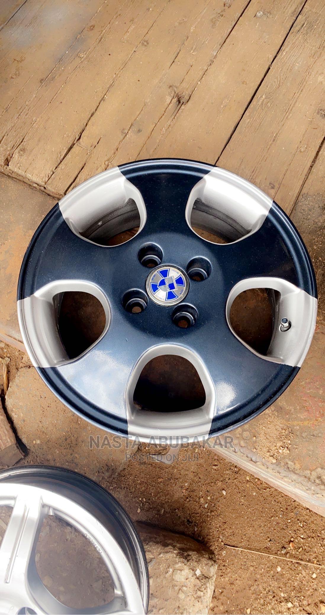 Toyota Rim 15 Inches in Darkuman Vehicle Parts & Accessories, Nasta