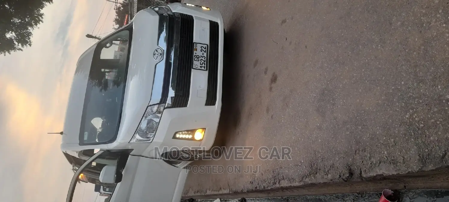 Minivans for Rent for Short or Long Term Rentals in Ghana in Accra