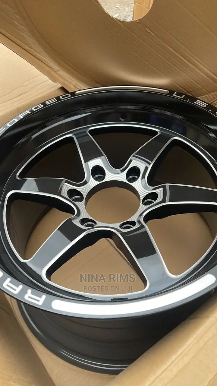 Off Road Rim Available for All Cars in Darkuman Vehicle Parts