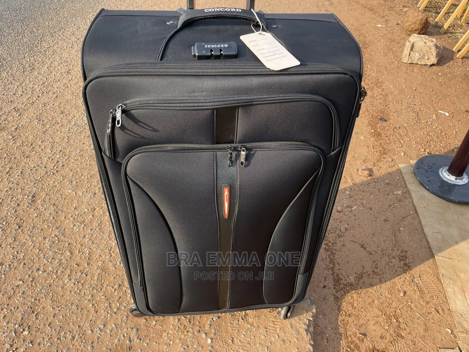 Set of Concord Traveling Bags in Adenta Bags, Bra Emma One Ventures