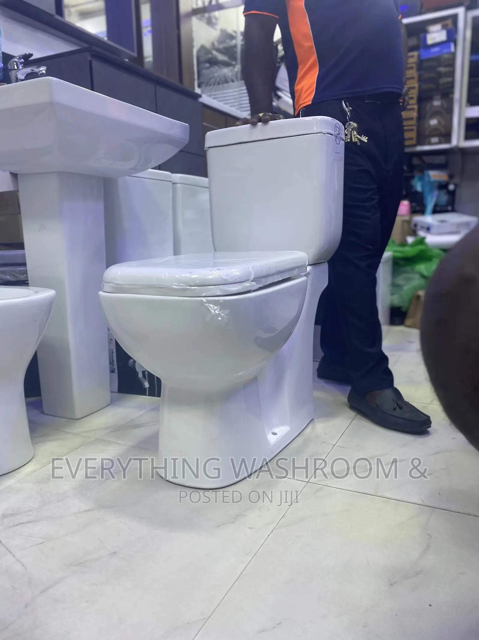 Twyford Water ClosetWater ClosetSquare Head Water Closet in Accra