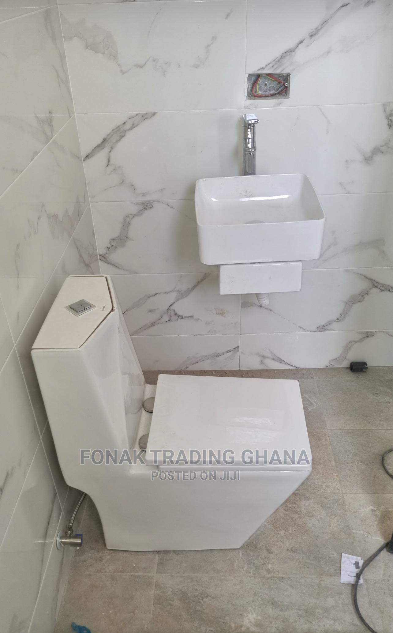 Watercloset Seat Toilet Seat Bowl in Accra Metropolitan Plumbing