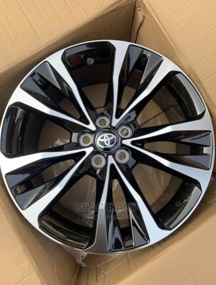 This Is Original Toyota Camry Alloy Rim 17 Good Preferences in Accra
