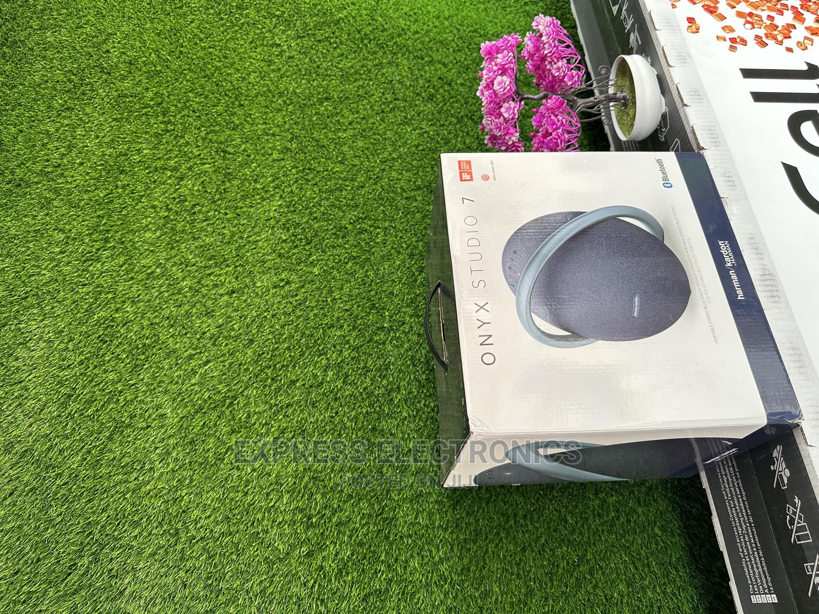 True Sound Onyx Harman Kardon Studio 7 Speaker in Adabraka Audio