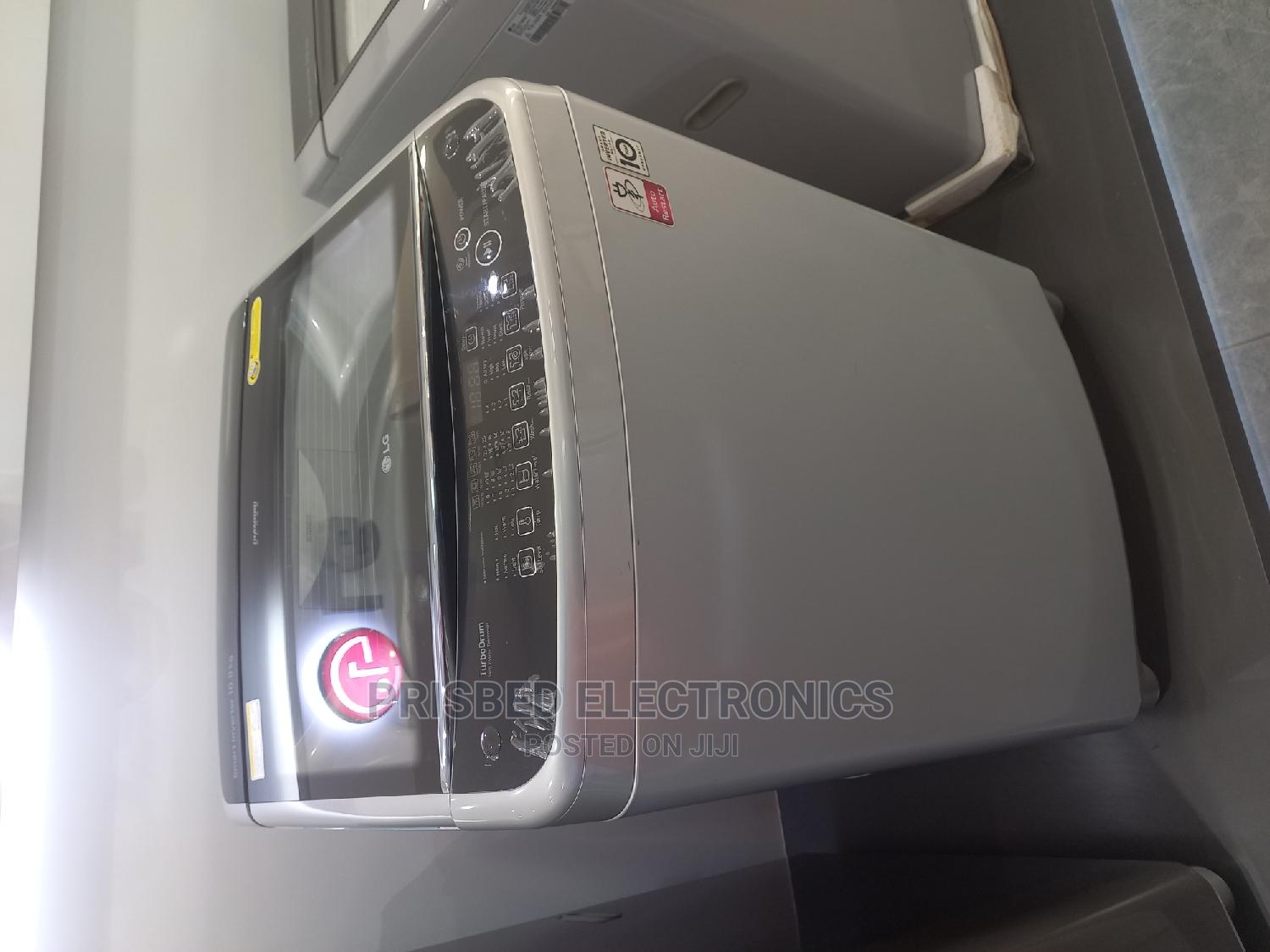 LG Washing Machine 10kg Top Load Smart Inverter in Achimota Home