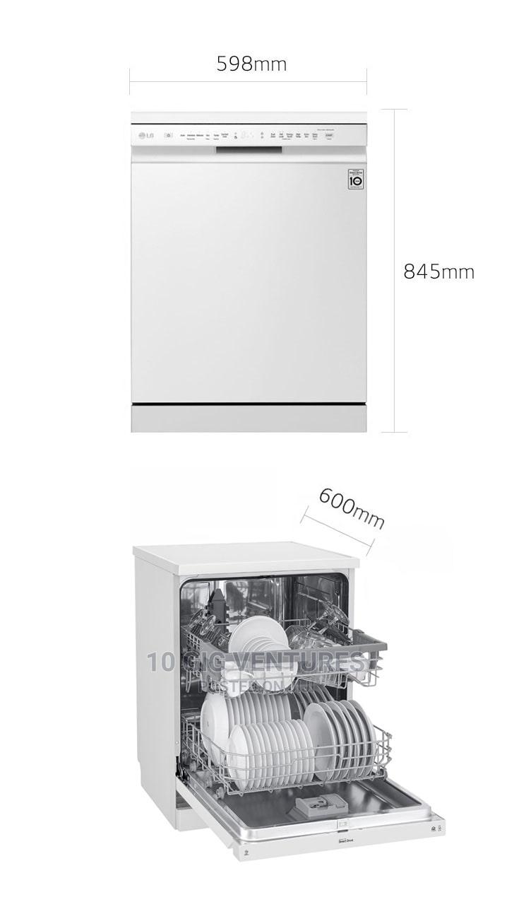 Quadcore Direct Drive LG Smart Dishwasher in Adabraka Kitchen
