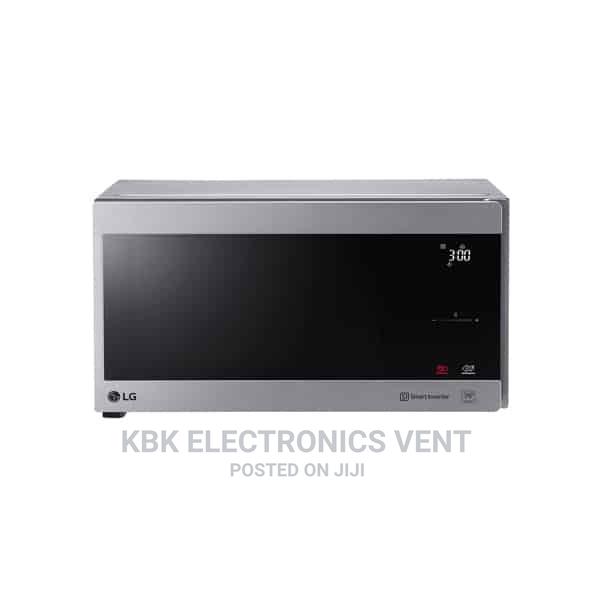 LG 42ltr Solo Neochef Smart Inverter Microwave(MS4295CIS) in Achimota