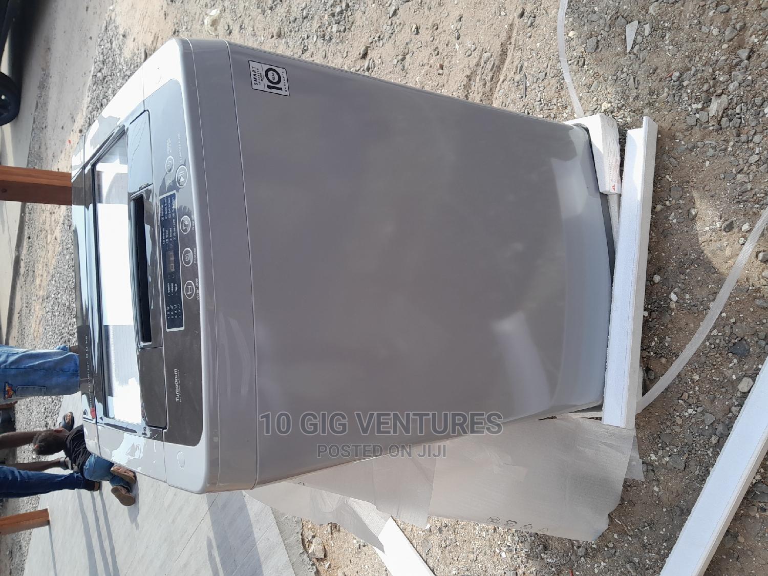 3 Motion Turbo Drum 9kg Lg Inverter Washing Machine in Adabraka Home
