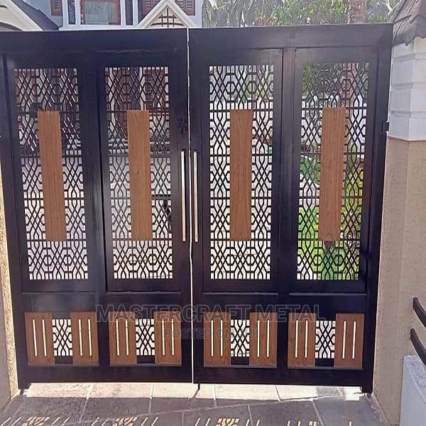 Simple Metal Gate/Sliding Gate/Main Gate for Sale in Anyaa Other