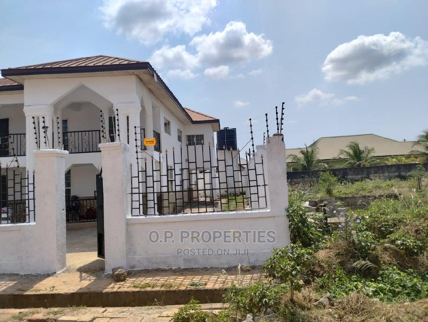 7bdrm Mansion in Tema Metropolitan for Sale in Tema Metropolitan