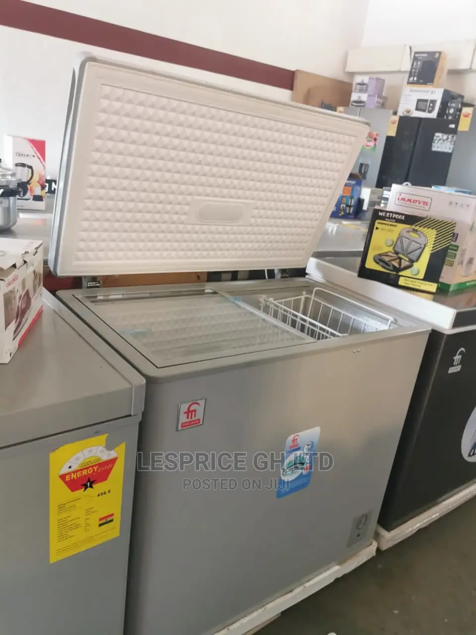 200L Fresh in Box Fairmate Chest Freezer in Osu Kitchen Appliances, Lesprice Ghana Ltd Jiji