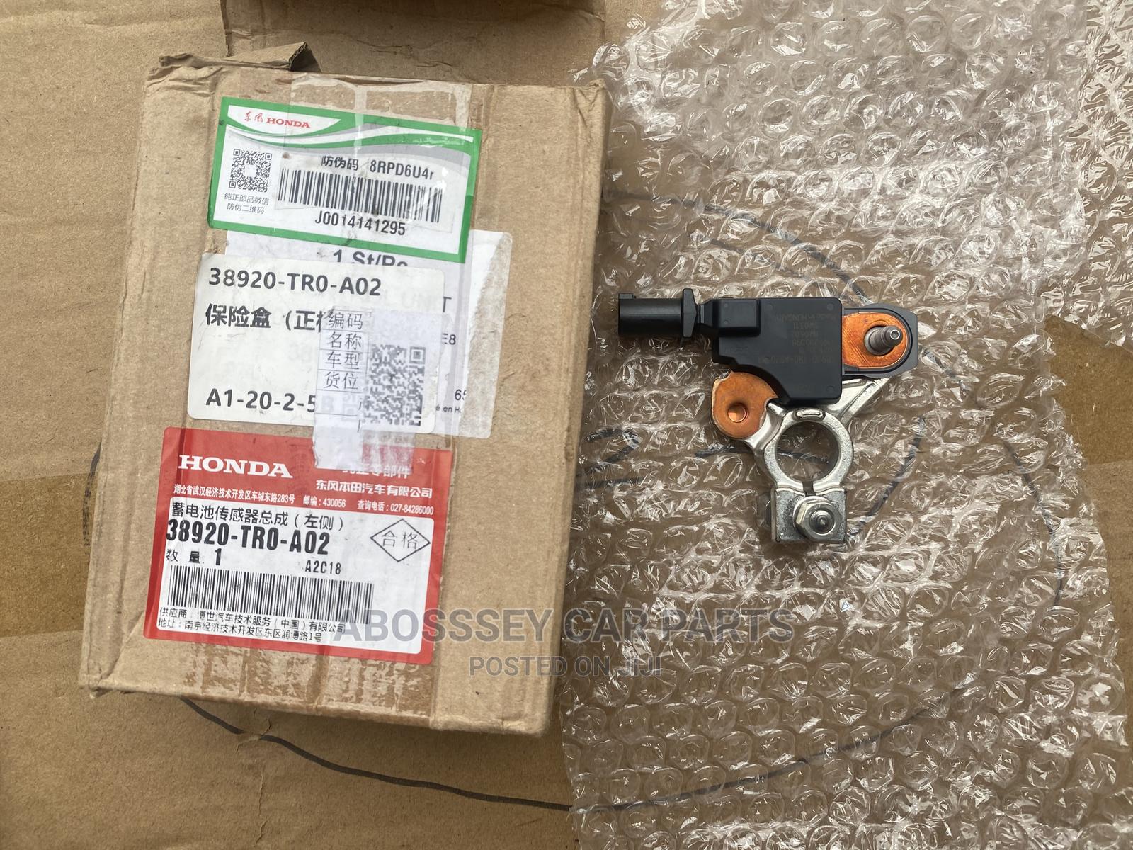 Honda Civic/CRV Negative Battery Terminal Available in Abossey Okai Vehicle Parts