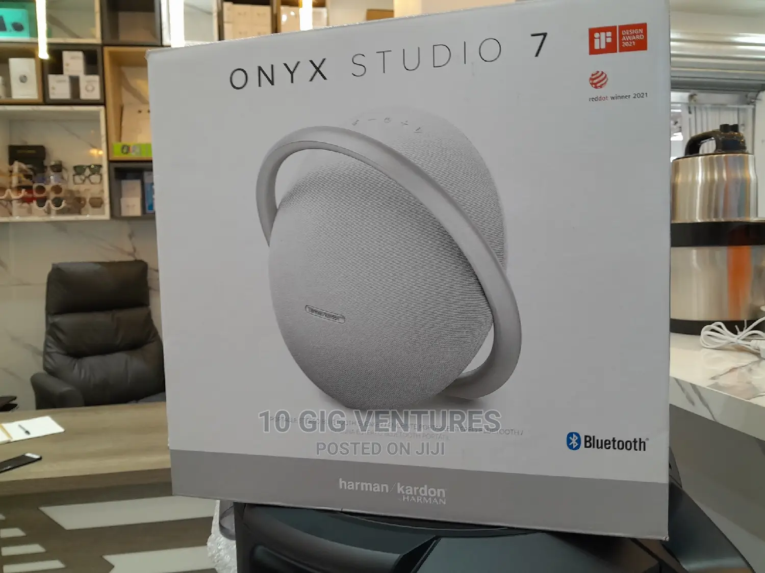 Harman Kardon Onyx Studio 7 Portable Bluetooth Speaker in Adabraka