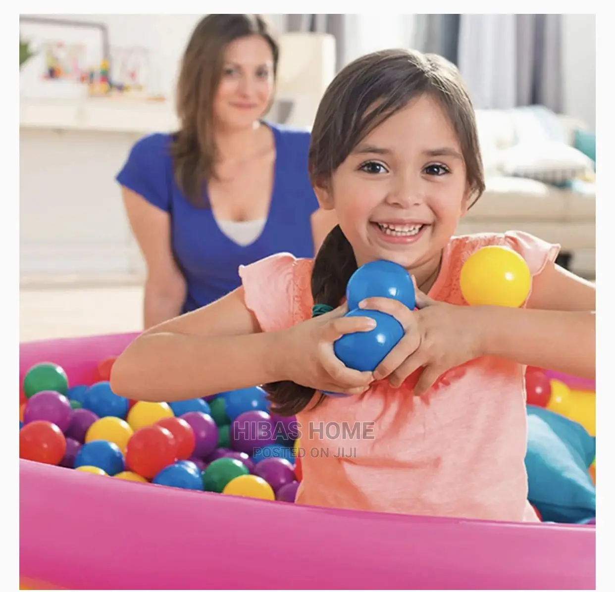 X 21/2" Fun Ballz 100 MultiColored Plastic Balls in Ashomang Estate