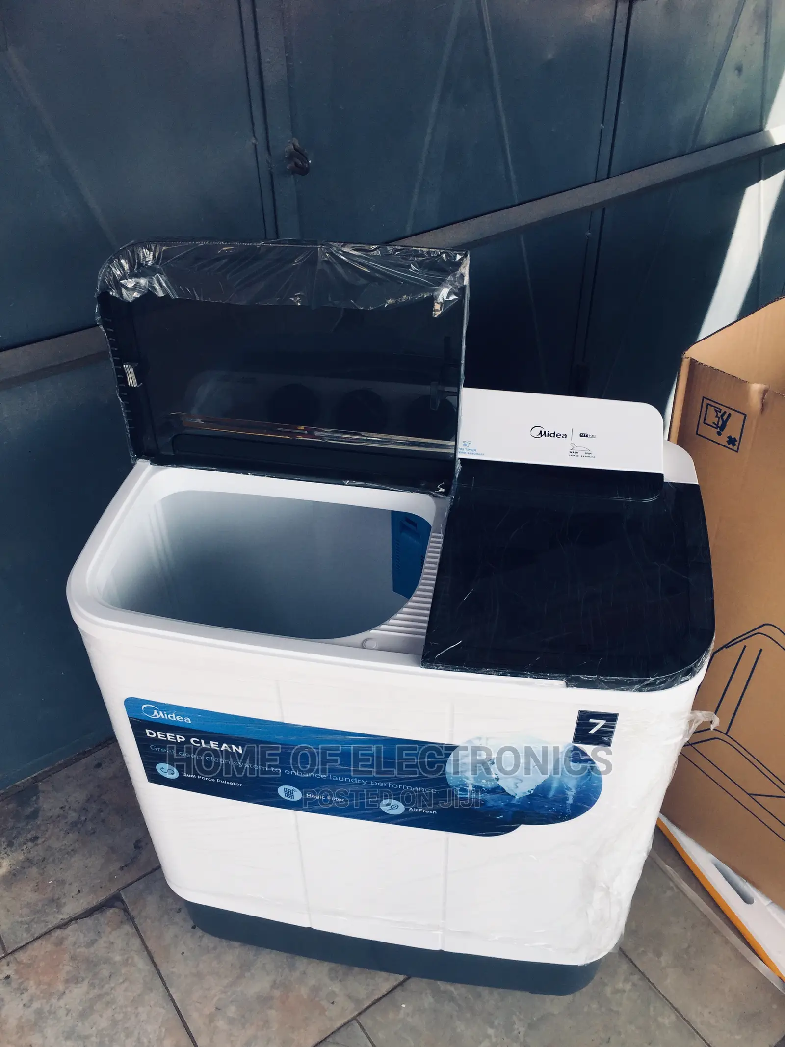 Twin Tub Midea 7KG Semi Auto Washing Machine White In Accra Twin Tub Midea 7kg Semi Auto Washing Machine White In Accra