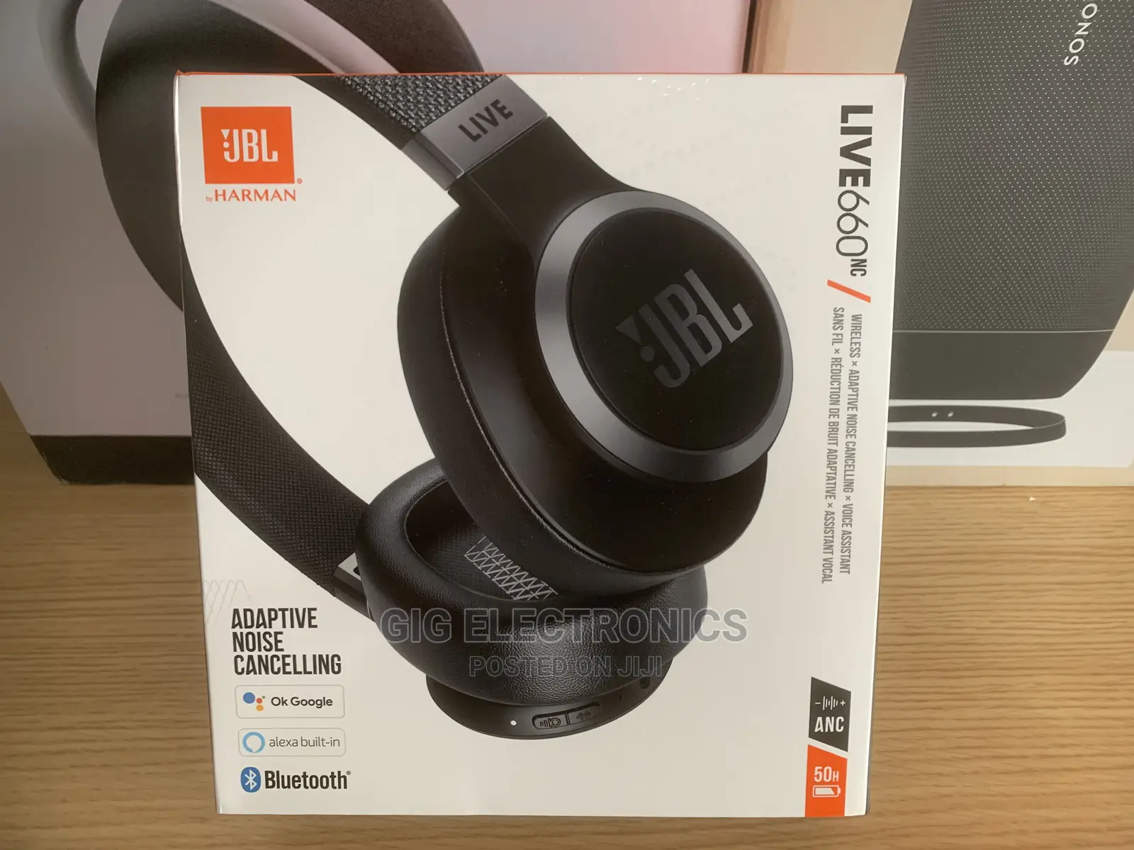 JBL Live 660NC NoiseCanceling Wireless OverEar Headphones in Tesano
