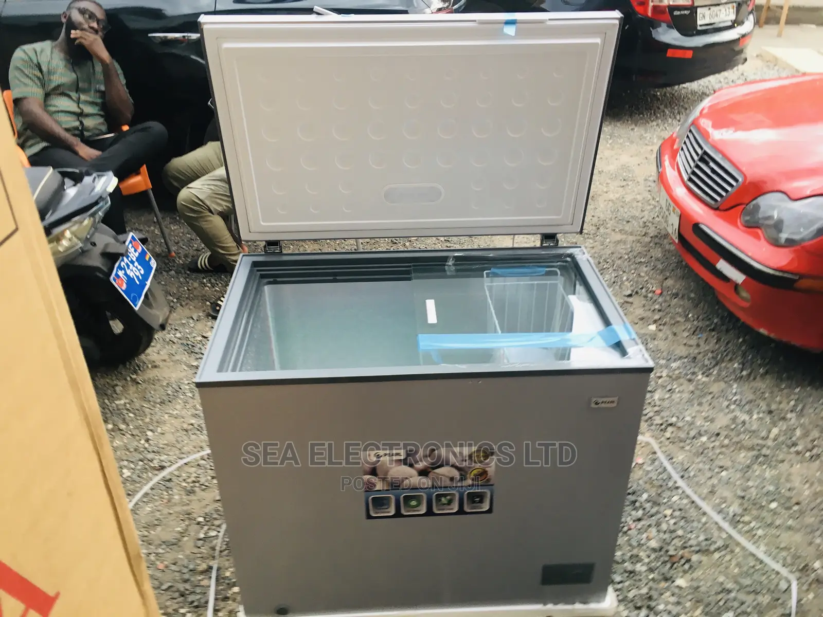 Pearl 200 Litres Chest Freezer Fridge in Accra Metropolitan Kitchen Appliances, Eric Ashong