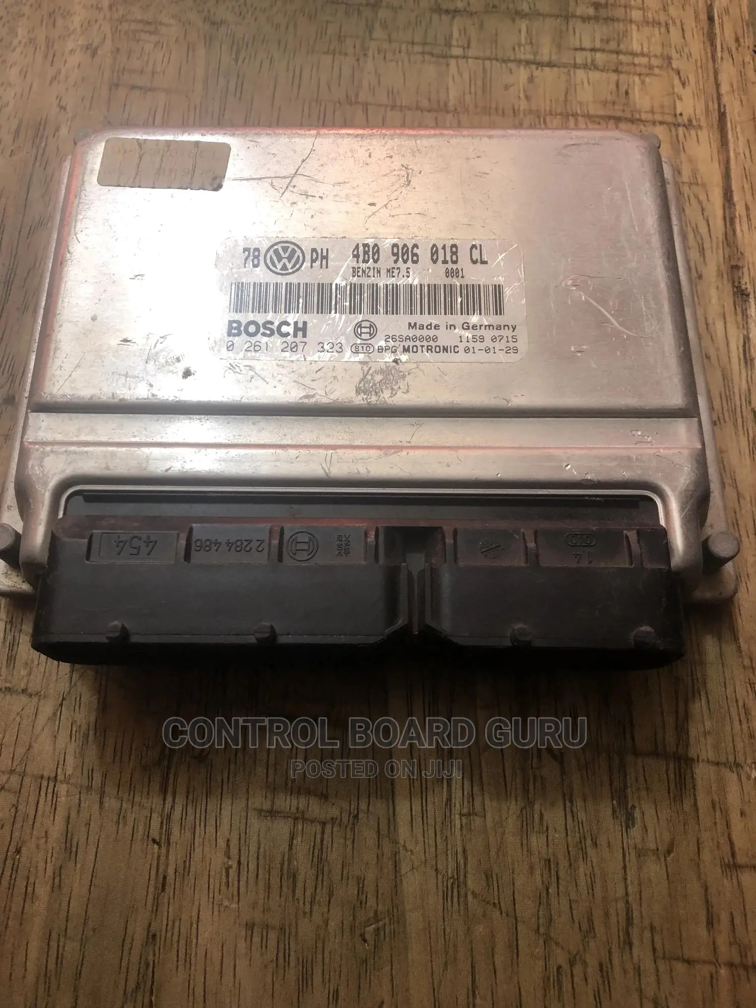 19982002 Vw Passat/ Audi A4 Engine Control Board in Abossey Okai