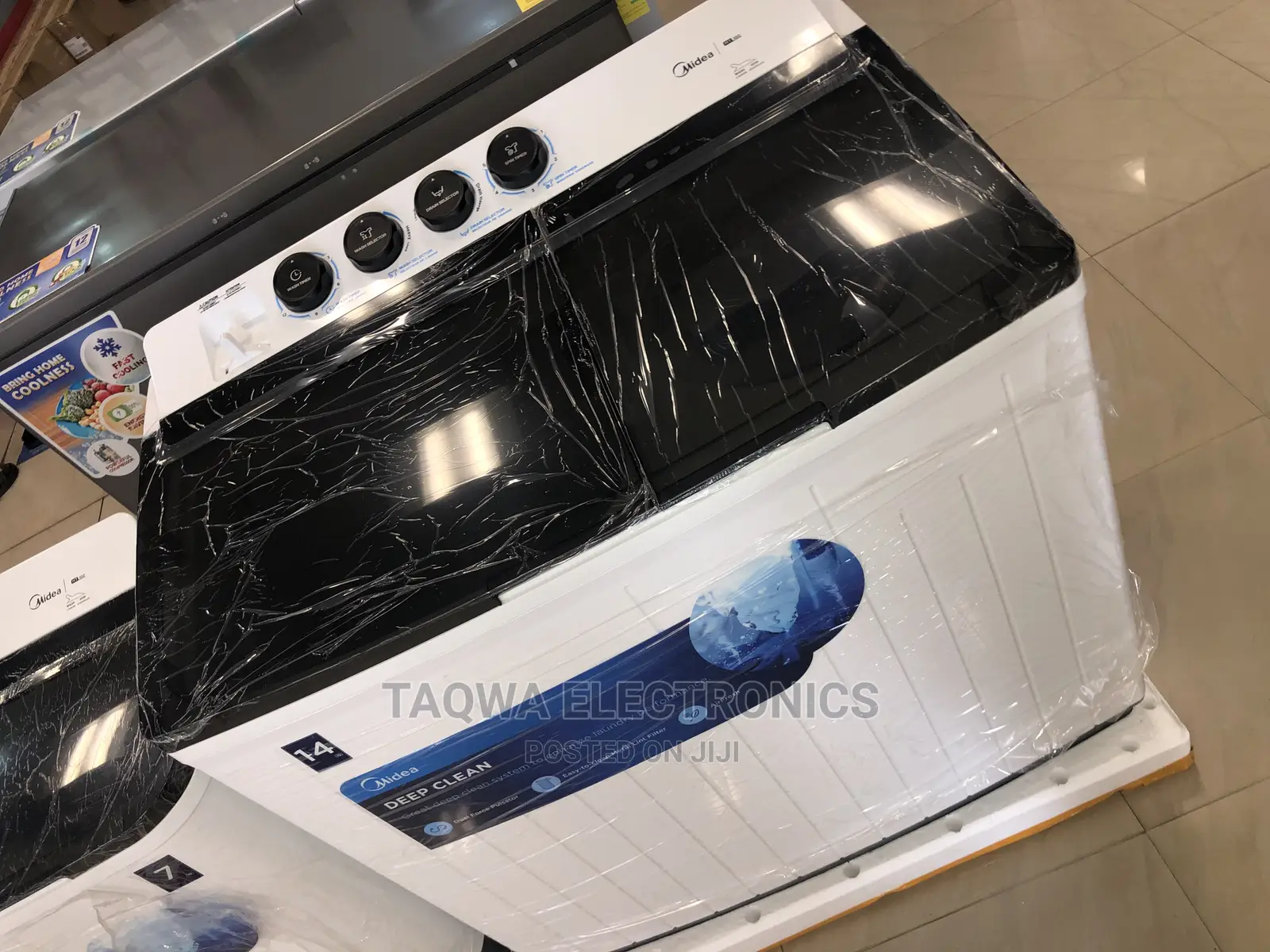 Simple and Easy Wash “Midea 14kg)Washing Machine in Adabraka Home