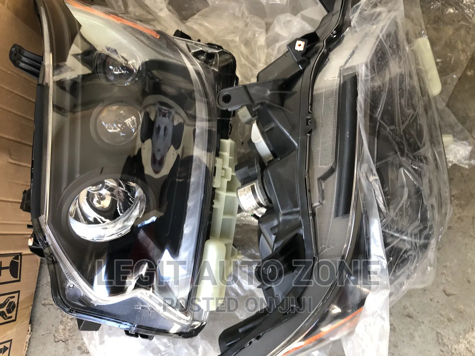 Lexus Gx 460 Headlight Normal 20142018 in Abossey Okai Vehicle Parts