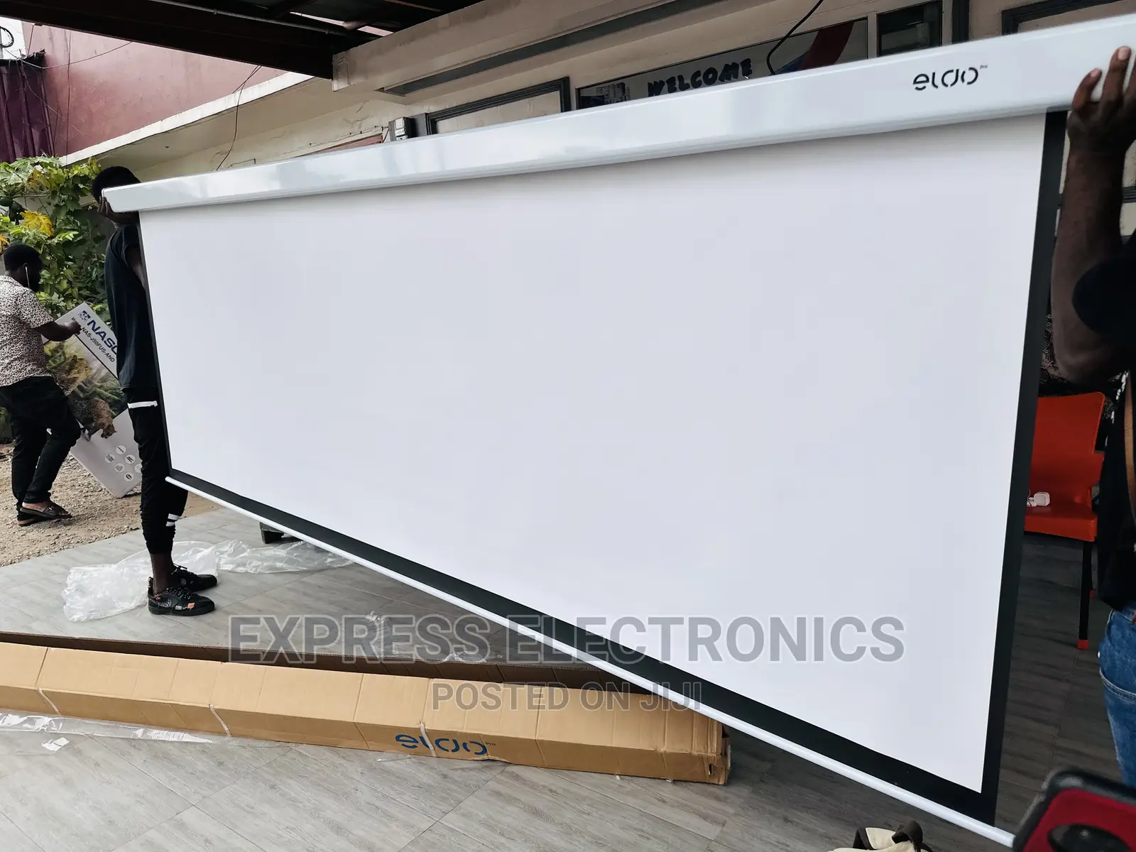 Affordable Price Electronic Projector Screen in Adabraka Accessories & Supplies for