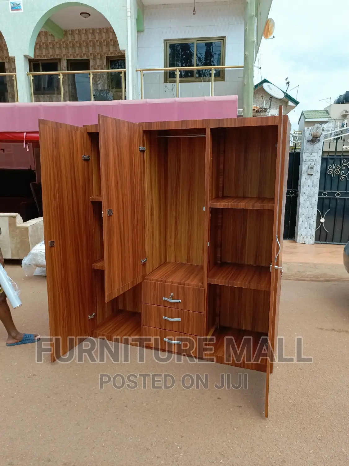 Great 3in1 Wardrobe. Free Delivery in Achimota Furniture, Furniture