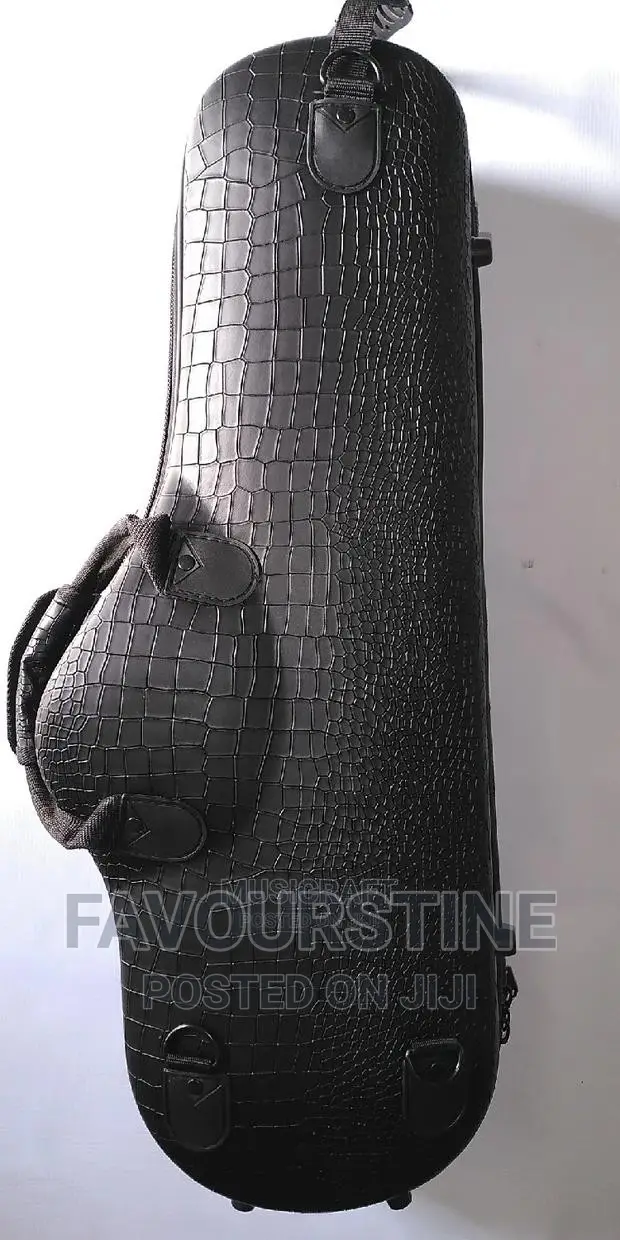 Padded Saxophone Bag and Sax Mic Clip Black in Ablekuma Musical