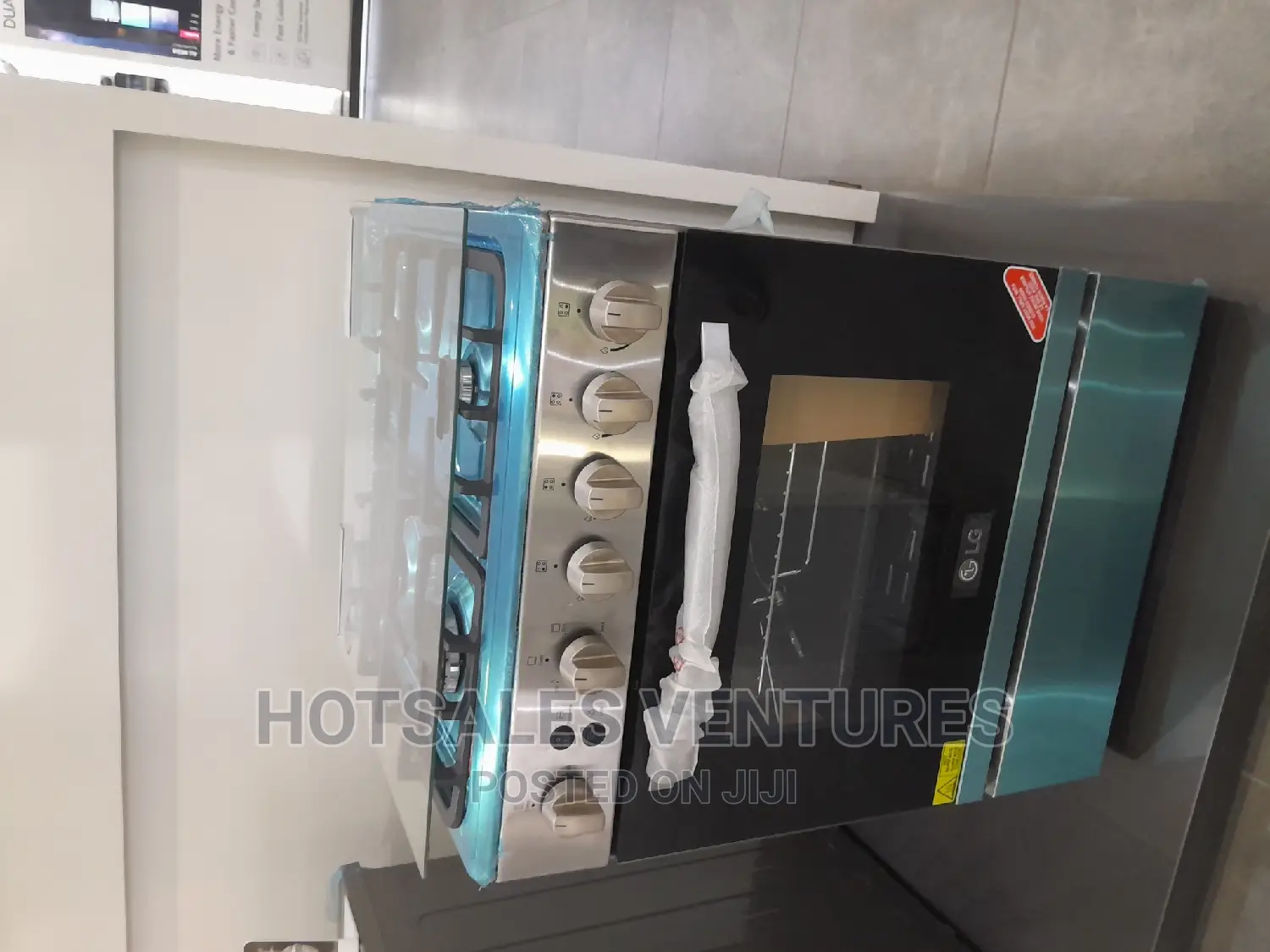 LG 4 Burners Gas Cooker 60X60 FA211RMA in Accra Metropolitan Kitchen