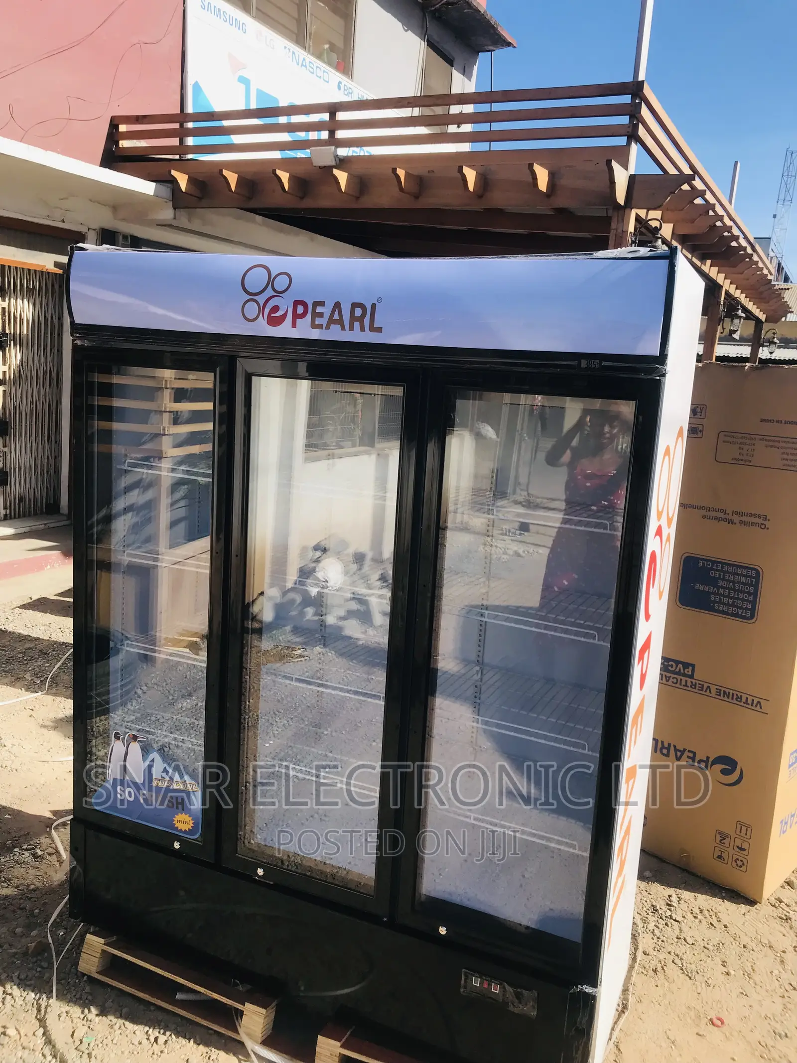 Stronger Pearl 950 Liters 3 Doors Display Fridge in Accra Metropolitan