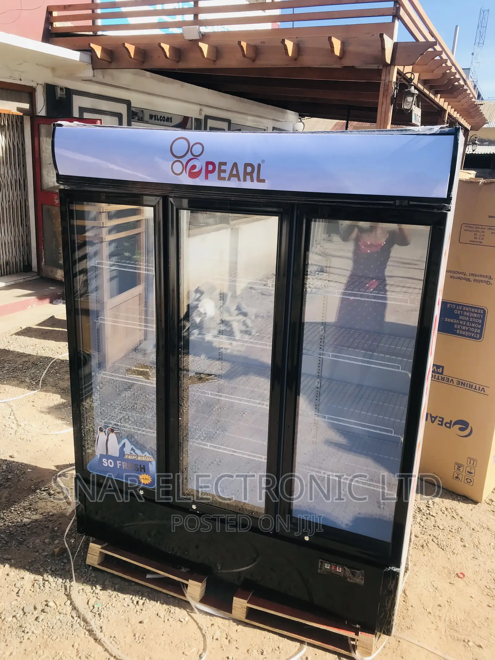 Strongest Pearl 950 Liters 3 Doors Display Fridge in Accra Metropolitan