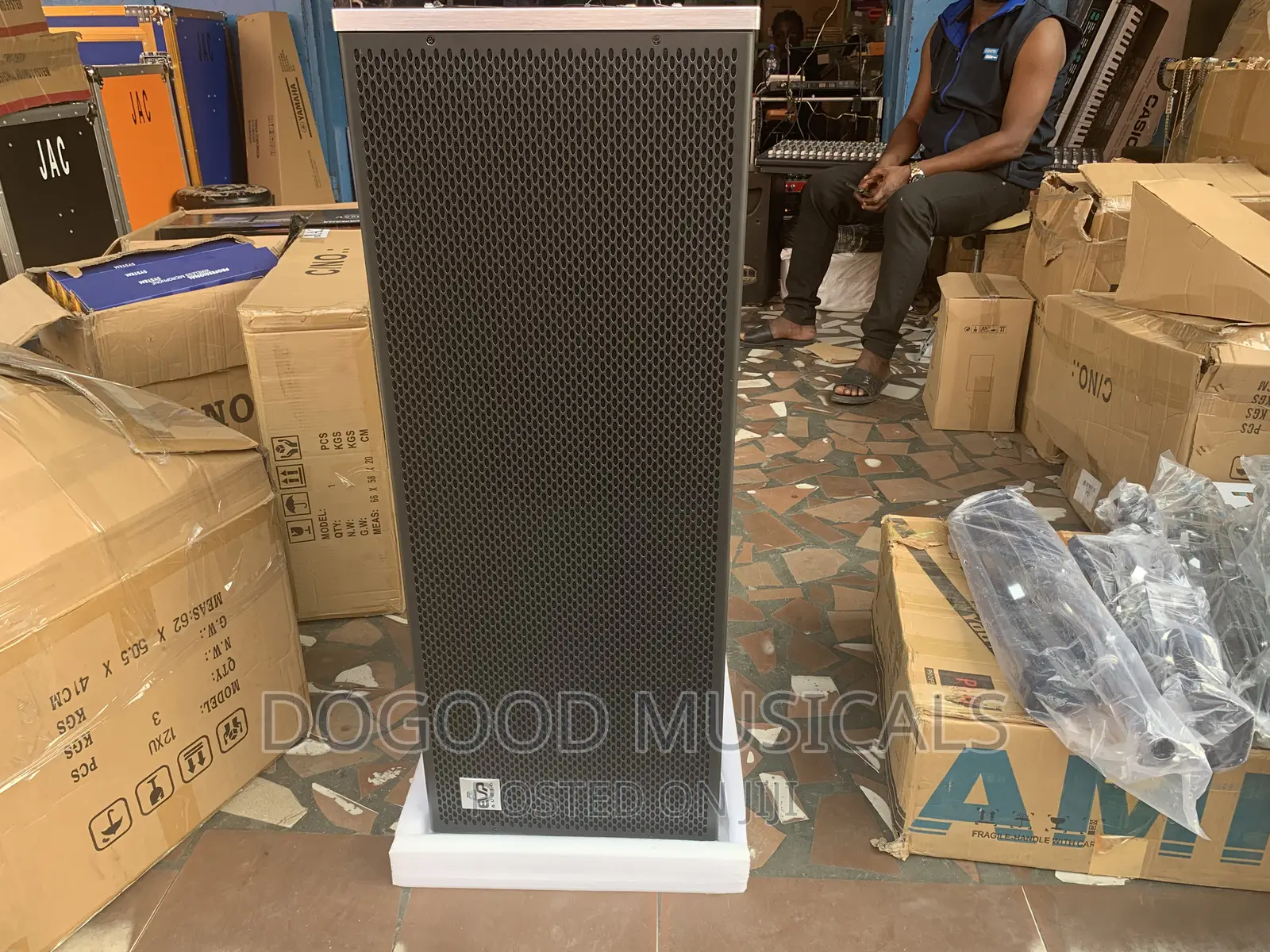Evp Audio Line Array Speaker in Accra Metropolitan Audio & Music