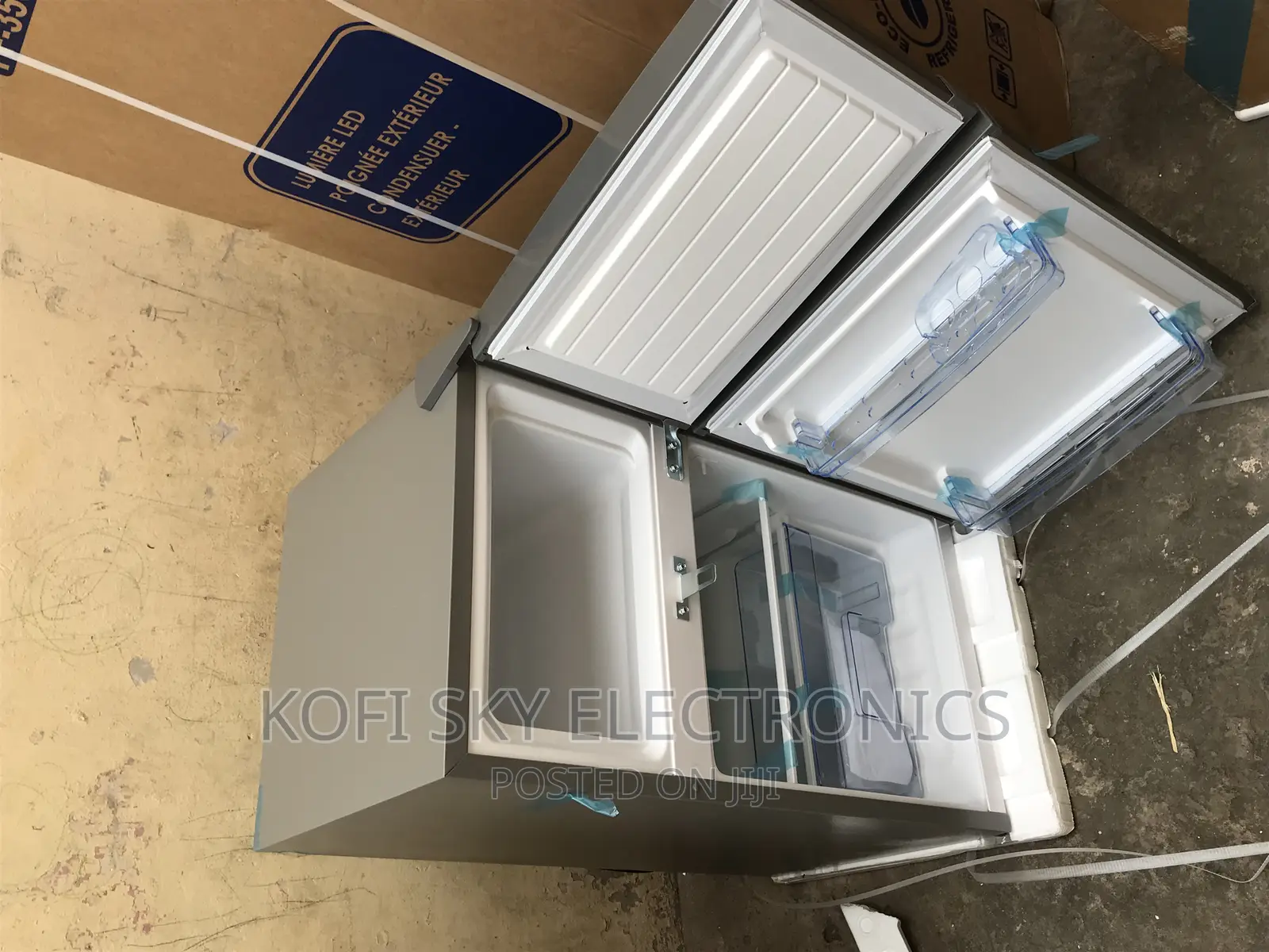 Very Healthy Pearl 80liters Table Top Double Door Fridge in Adabraka