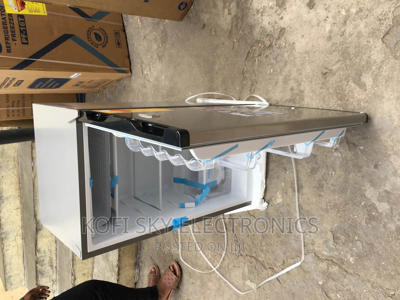 Interior Single Door Pearl 89liters Table Top Fridge in Adabraka