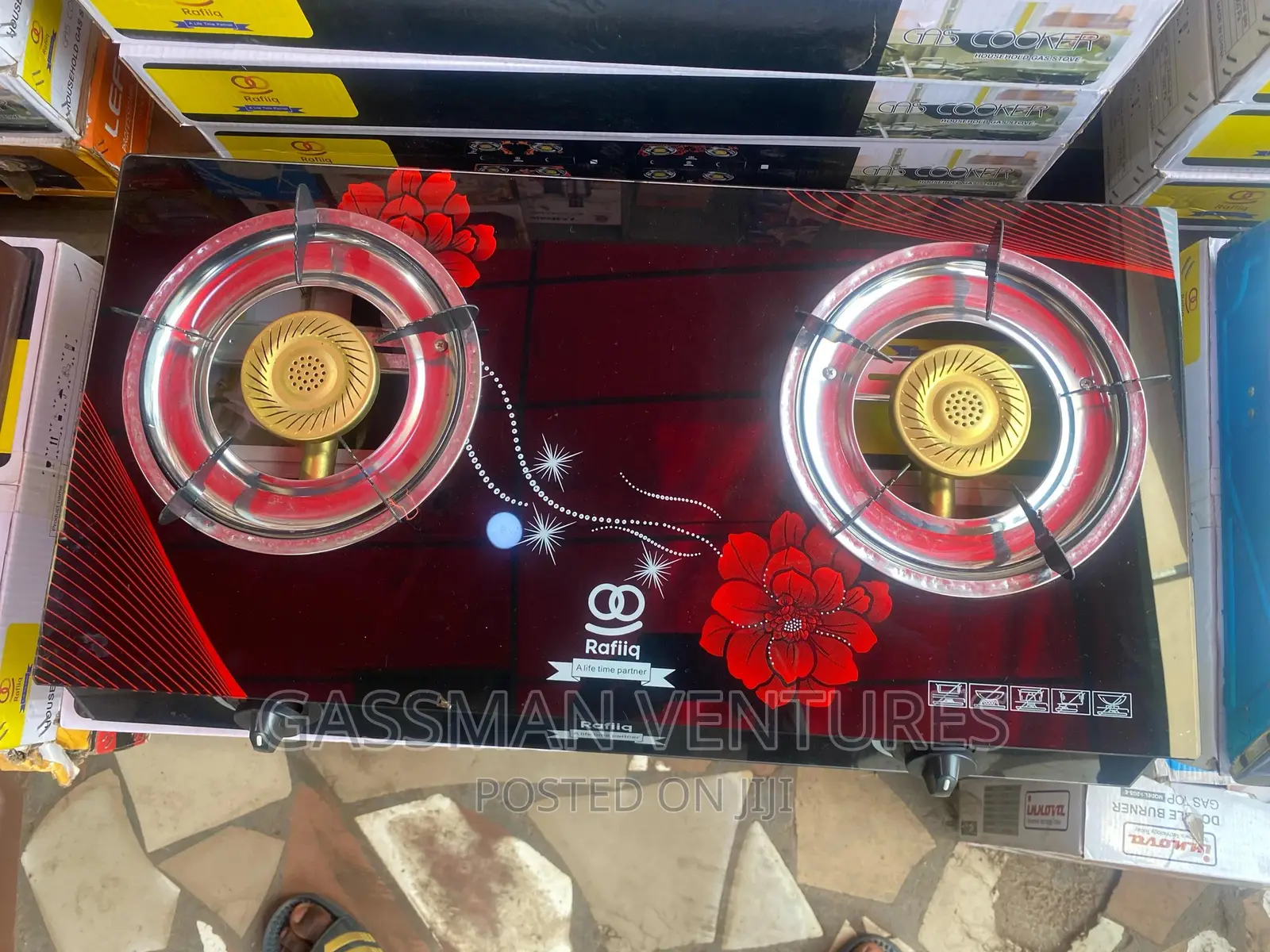 2 3 Burner Table Top Glass Stove in Madina Kitchen Appliances, Junior Nero