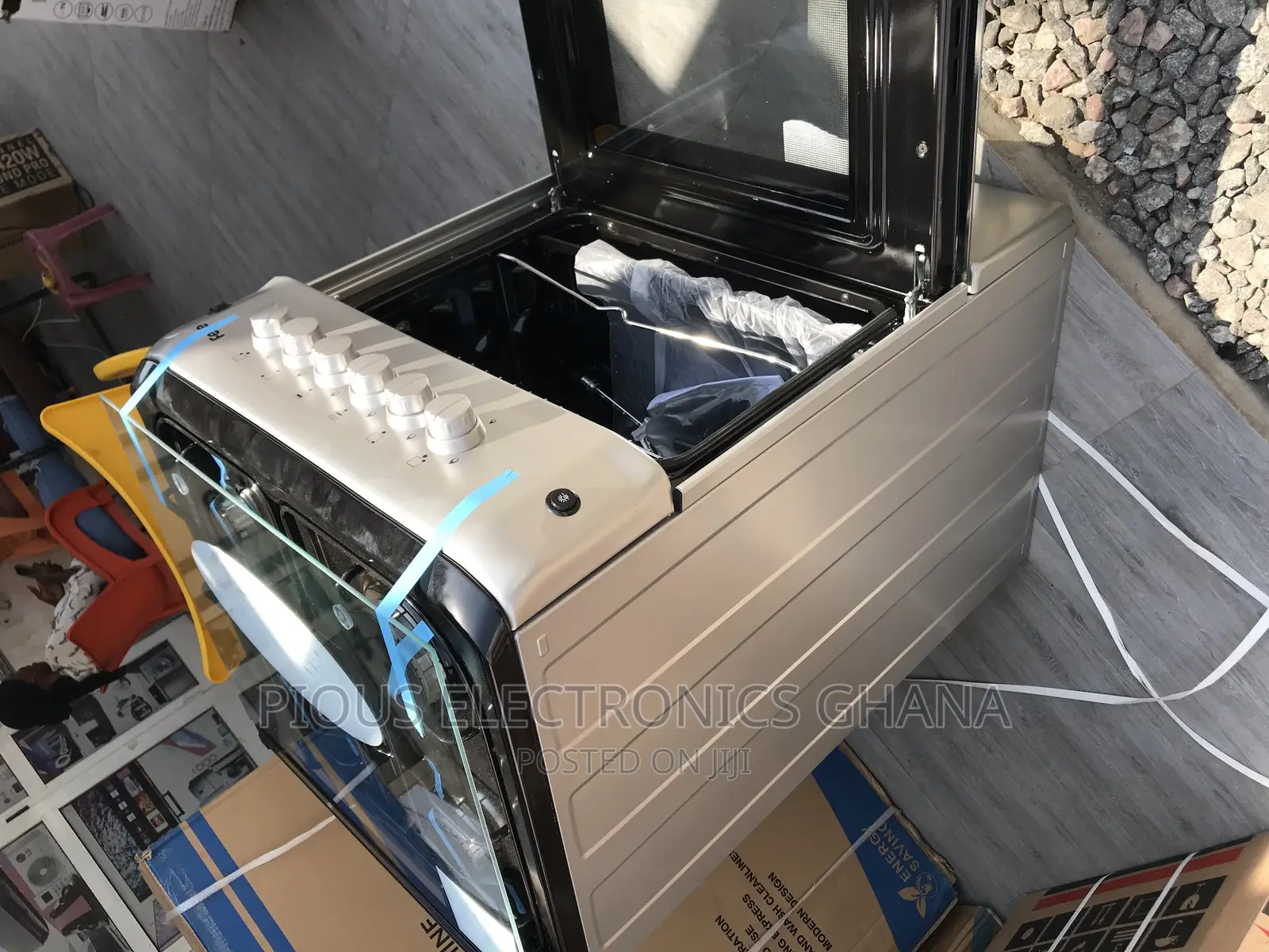 Terrific Clean Like Volcano 50x50 Wooden Volcano in Adabraka Kitchen