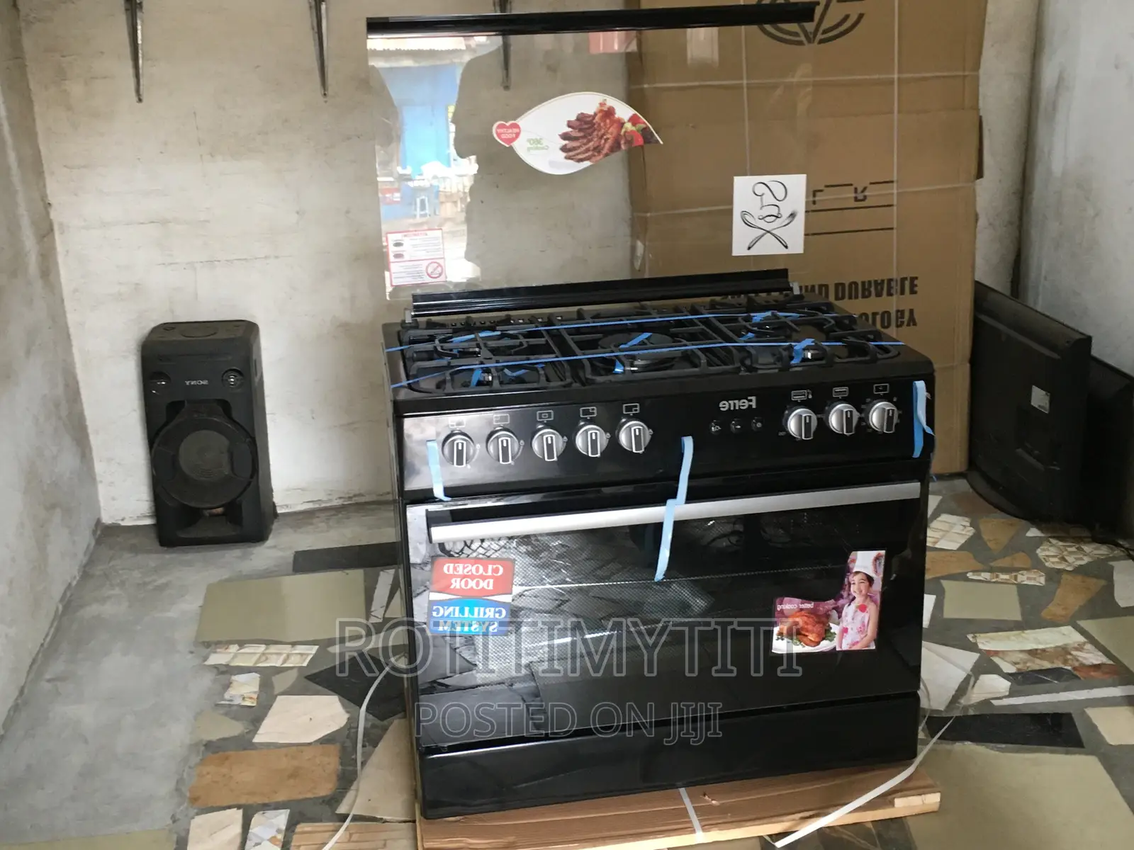 Ferre 5 Burner Gas Cooker With Oven and Grill in Accra Metropolitan