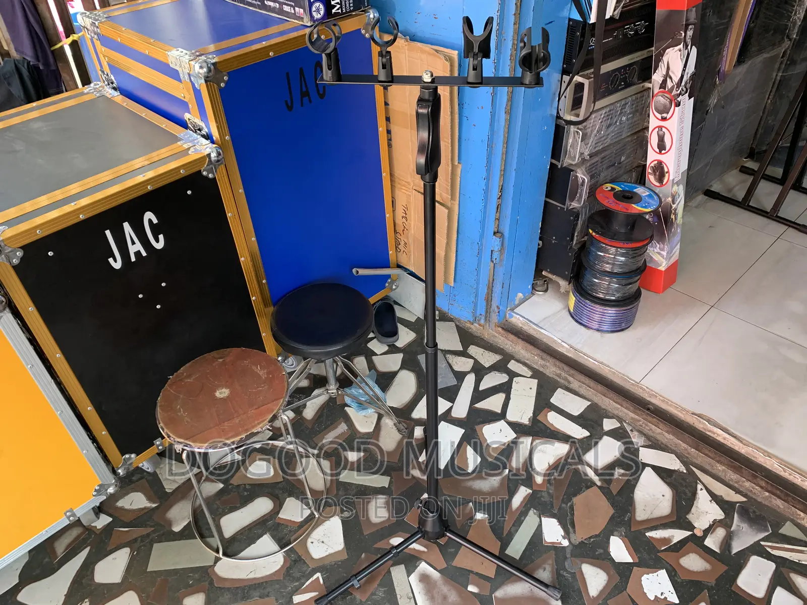 JAC Microphone Stand With 4 Microphones Holders in Accra Metropolitan