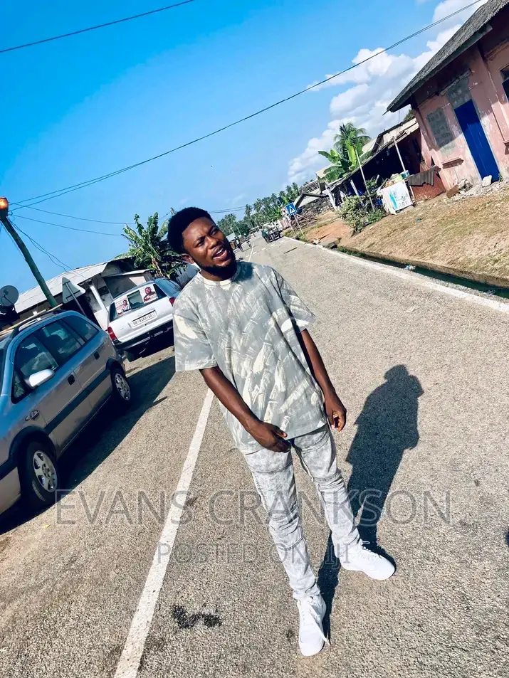 Waiter and Waitress Service in Jomoro Hotel CVs, Evans Crankson