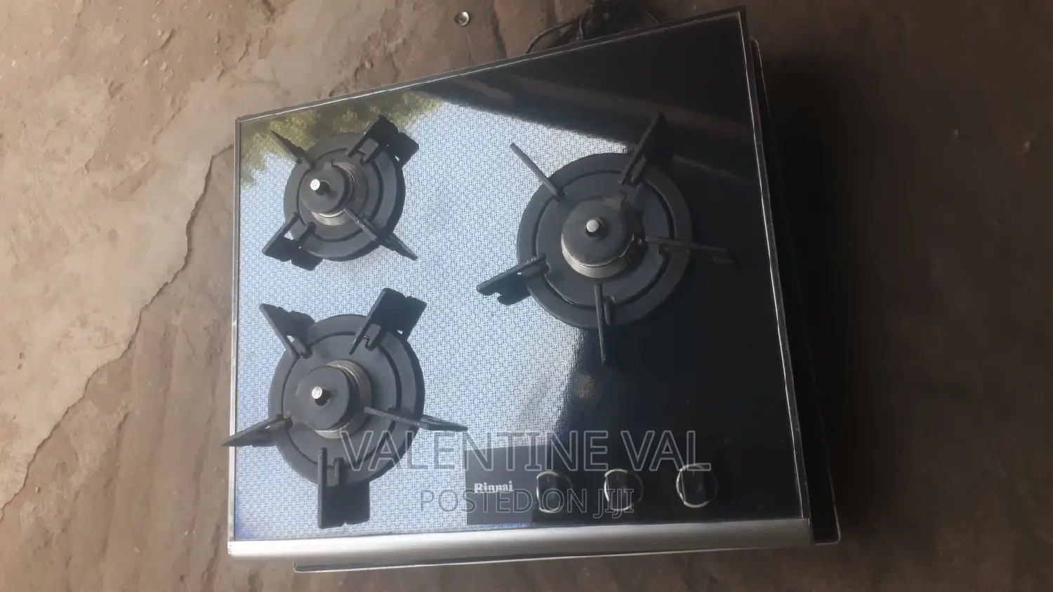 3 Burner Table Top Cooking Stove Strong With Glass Top in Darkuman