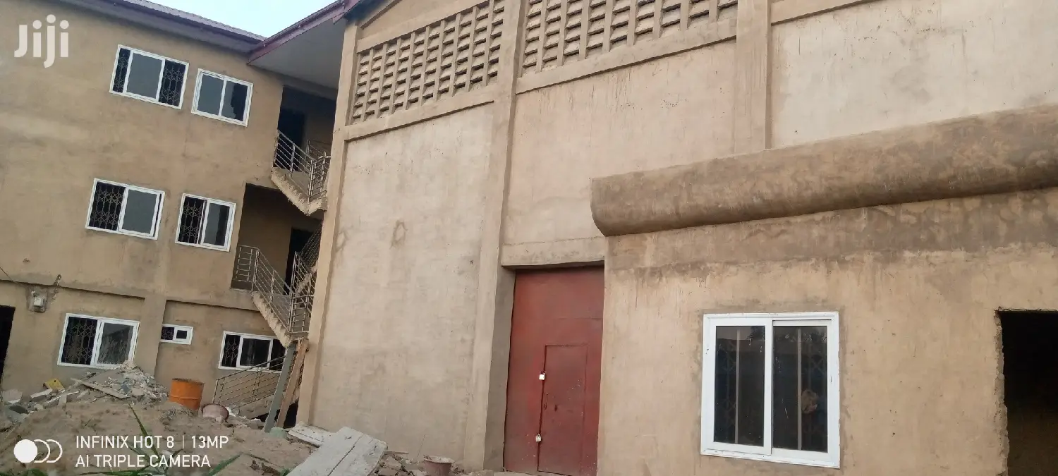 600SQM Warehouse a NIA 4 Rent in North Kaneshie Commercial Property